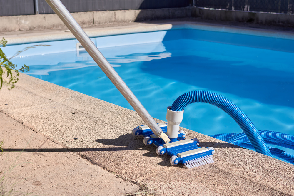 Pool Vacuuming Service